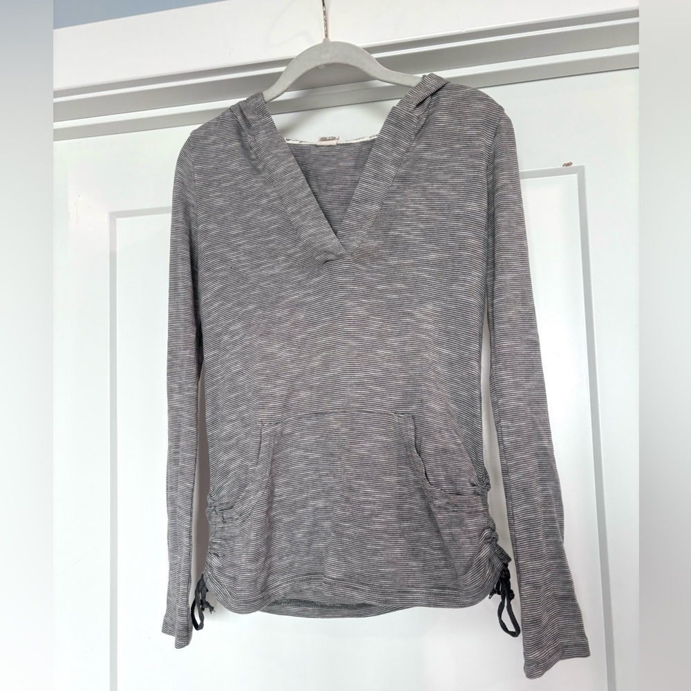 Roxy White or Beige & Gray Striped Long Sleeve Hooded Top Size XS